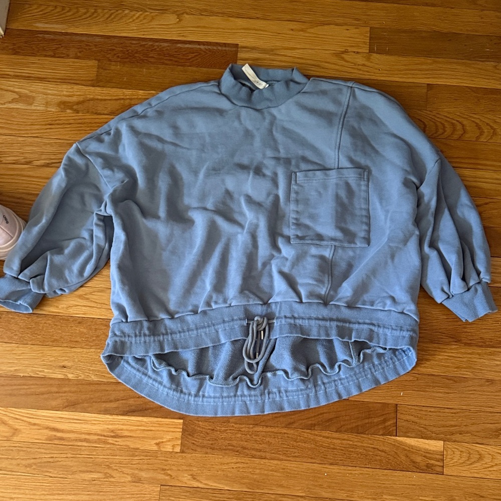 Blue Women's Pullover Sweatshirt with Front Pocket